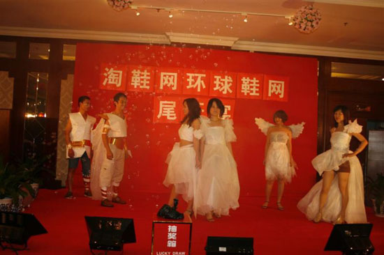 響應(yīng)節(jié)能減排，用舞蹈表達環(huán)保理念